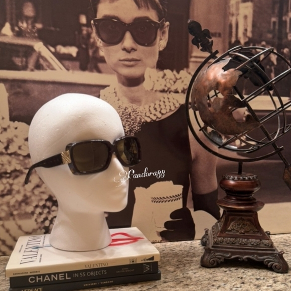 BURBERRY Brown and Gold A+ Condition! Sunglasses- Sunnies - Picture 3 of 12